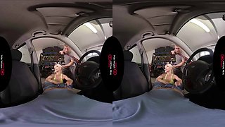 Virtual Reality In Fix My Car