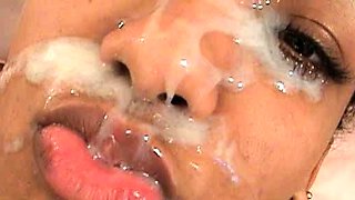Amateur webcam blowjob and cumshot