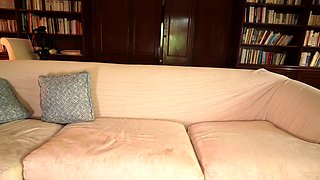 Amateur Blowjob Fun with Hot Body Brunette Babes