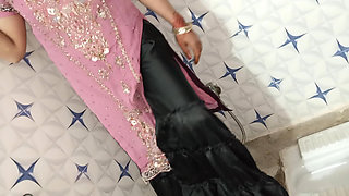 Desi Step Sister in Law Loves Fingering Peeing and Squirting