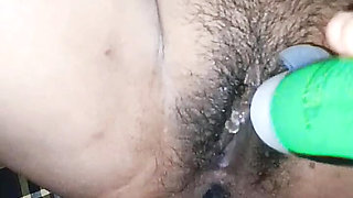 My boyfriend came to my house and fucked me, I first masturbated him and then he fucked my pussy