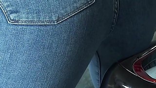 821 You're Tempted to Fuck Her