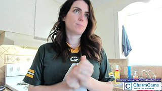 BustyCiara Sex chatroom at CharmCams