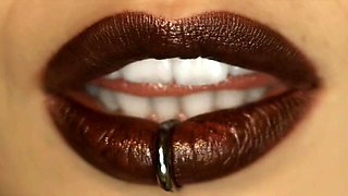 Daisy Cruz Pulverizing In The Backyard With Her Black Hair - Billy Slide