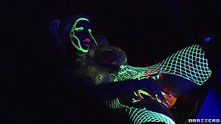 Alexxa's Double Penetration Vice With Potro De Bilbao, Vince Karter, Alexxa Vice - Brazzers