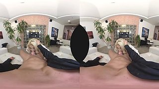 Nicolette Shea VR: Big Tits, Big Ass  Blowjob Porn