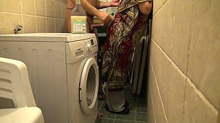 Turkish Arab Cuckold Wife Has Rough Sex with Plumber
