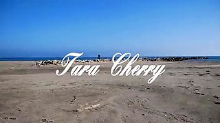 Tara Cherry X - I Am Naked on the Beach When a Fisherma