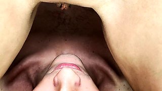Ella Obtiene Su Orgasmo A Pura Lengua