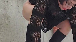 Nude in Snow with Orgasm and Squirt