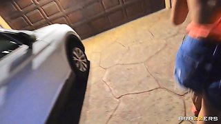 Sexy Aria Lee xxx mind-blowing clip