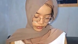 Lama Tidak Ketemu Suami Langsung Ajak Ngentot