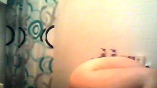Chubby Amateur Plays With Dildo in the Shower