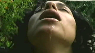 Sun Kissed Deep Throating Vintage Action!