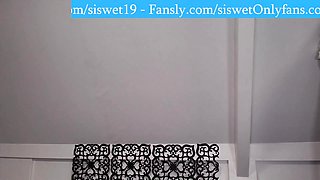 Bikini blonde amateurs first anal sex while useing a toy