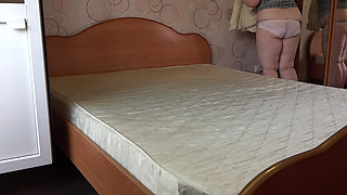 Home camera watches mature ass in white panties. PAWG.