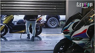 Biker Girl Gets A Huge Load Of Cum In Her Pink Pussy - Psychoporn