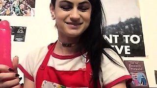 Amateur Webcam Teen Masturbates And Teases
