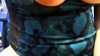 Latina Fingering Squirting Webcam Show