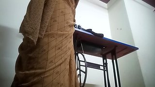 Telugu Aunty Fucking with Neighbour Tailor Guy Dirty Talks About Telugu-fuckers