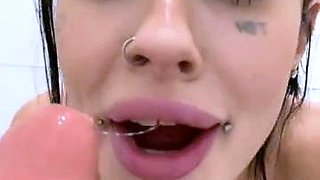 Melissa_crazy russian toilet camwhore