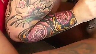 Iluv Shauna Gives Sloppy BJ to BBC & Gets Fucked in Return