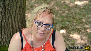 Valentina Sierra & Diana, the kinky mature babe, get kinky with strangers in public