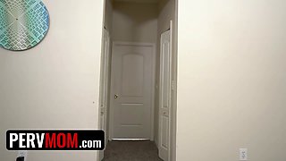 Step mommy and step auntie melody minx & tifa quinn give birthday guy a special bounty - pervmom