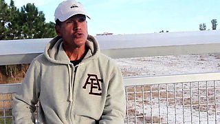 An anal fuck outdoors for Mena Li!