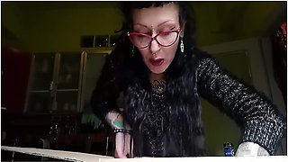 Feet Slave In Miss Vagon And Ivegans Shopping Donated By Her Moneyslave