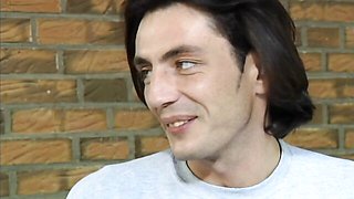 Watch cover-girl siren's clip