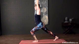 Aurora Odaire does naked and sexy yoga for us - WeAreHairy