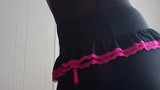 Lady dancing in black.