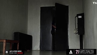 Very Flexible Treats Her Mans Fantasy By Getting Cum In Her Mouth - Carolina Abril