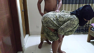 Egyptian Big Ass & Huge Boobs Hot BBW Aunty Sweeps the Room When Neighbor Guy Anal Fuck & Gives Cum in Her Ass - Muslim