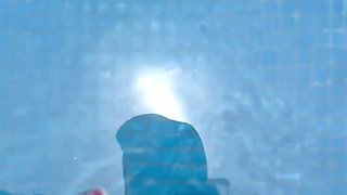 I Want a Foot Massage at the Pool