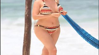 Kelly Brook Ultimate Jerk Off Challenge