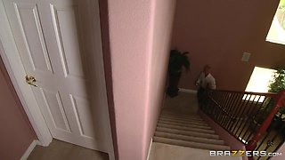 Sneaky Mom With Brick Danger, Kendra Lust - Brazzers