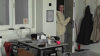 Why Does Step Stepmom’s Share Bed Jerk-off End in Hot Creampie?