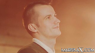 Mariska X - cougar smut