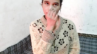 Step sister ko nanga kar ke pel diya