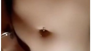 Natacha Guapa In Je Me Caresse Des A La Minette