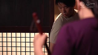 0010335_接吻 美人 細身などが含まれている