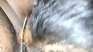 The family&#039;s stepsister sent to the mouth to fill the goods