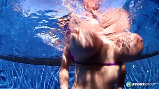 Big Tit Skinny Dip: Lana Ivans & Valory Irene