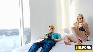 SISPORN. Boy is resting on bed not noticing blond hair babe GF