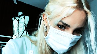 Blonde teen Sierras first erotic masturbation video