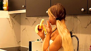 No Panties TV - short skirt clip