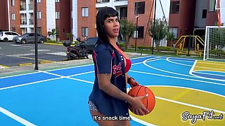 Verified Amateurs In The Big-assed Stepsister Who Plays Basketball And Suck Cock Too - Sayafit