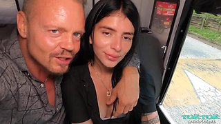 Big Booty Naked Excites Hung Horny Stud At Tuktuk Patrol